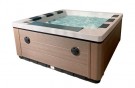 Elegant grande utendørsspa thumbnail